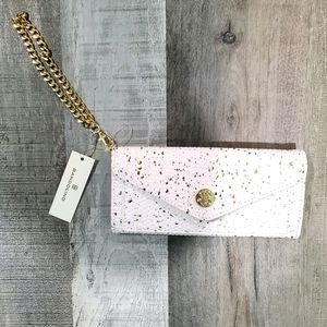 Bandolino RFID protection wallet / wristlet